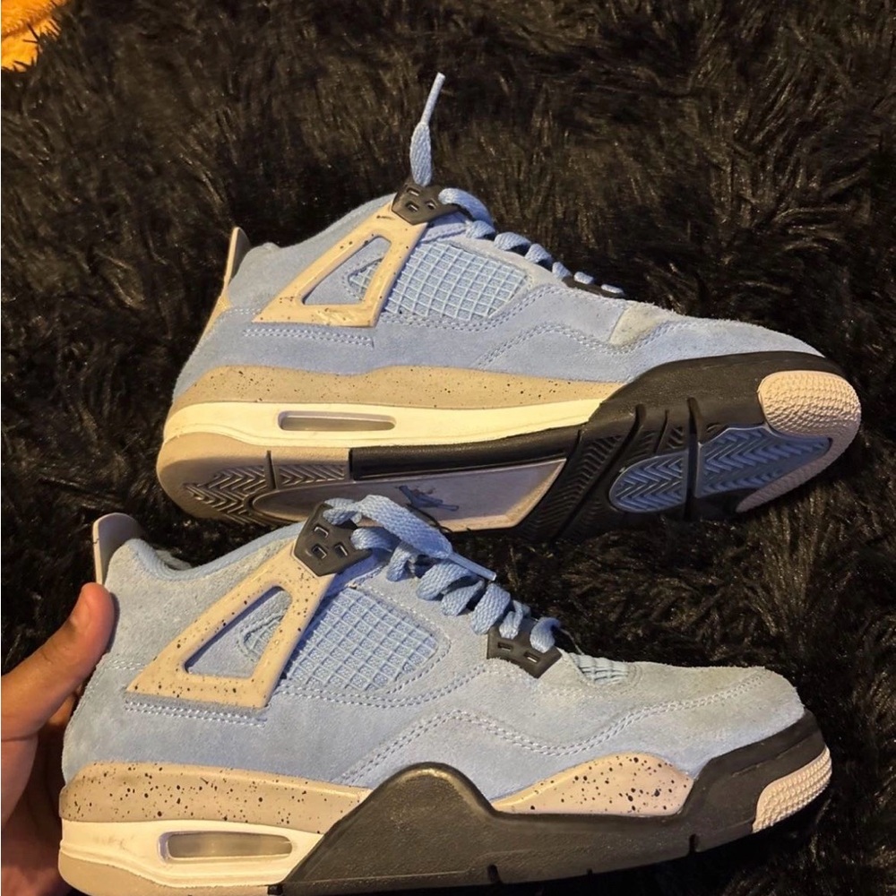 Jordan Athletic Shoes in Light Blue and Gray
